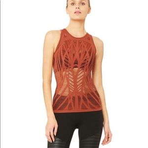 Alo VIXEN FITTED MUSCLE TANK